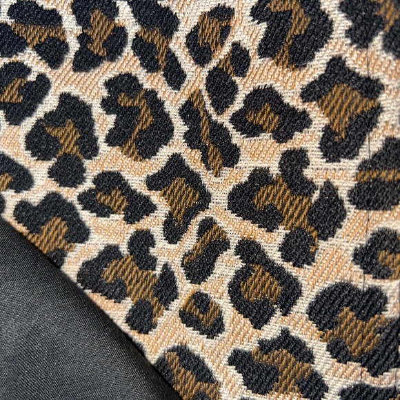 Saks Fifth Avenue NEW classic leopard print placemats set of 6 - Picture 2 of 3